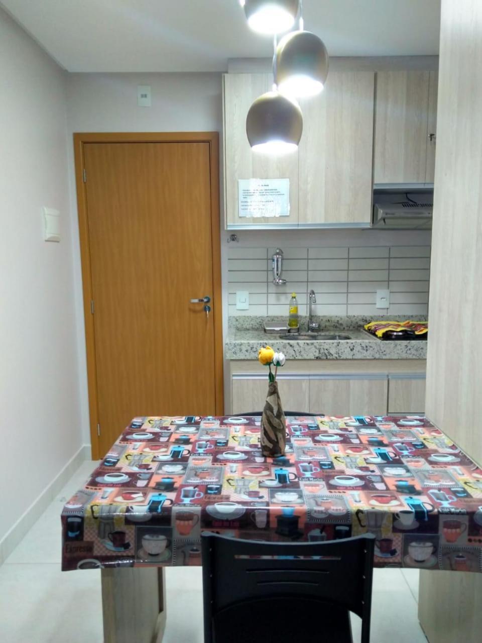 Everest Flat Service Caldas Novas Eksteriør billede